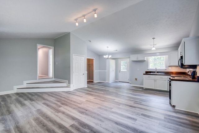 307 Ridgecrest Drive, Lafayette, GA 30728