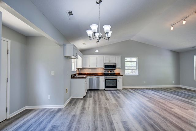 307 Ridgecrest Drive, Lafayette, GA 30728