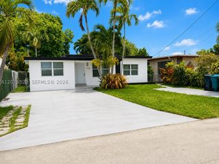 7239 NW Third St, Miami, FL 33126