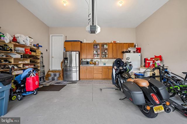 6 BUOY DR, Mount Laurel, NJ 08054
