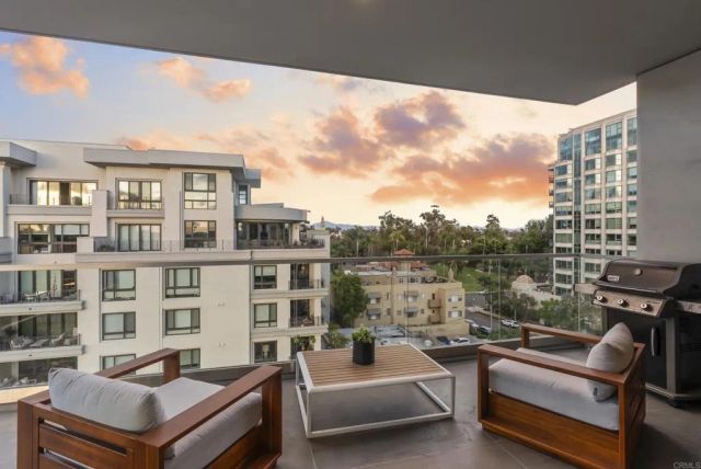 2604 5th Ave 701, San Diego, CA 92103
