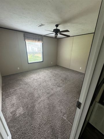 10015 Woolworth Road, Keithville, LA 71047