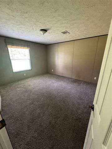 10015 Woolworth Road, Keithville, LA 71047