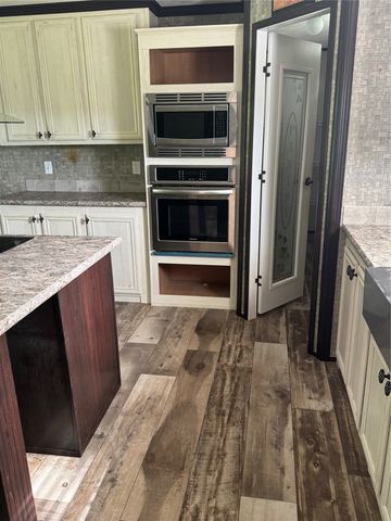 10015 Woolworth Road, Keithville, LA 71047