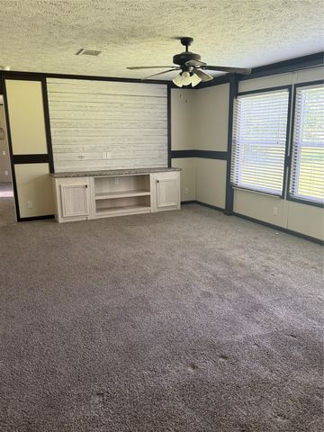 10015 Woolworth Road, Keithville, LA 71047