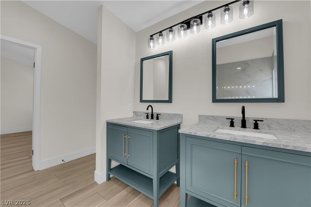 5336 Singing Hills Drive, Las Vegas, NV 89130