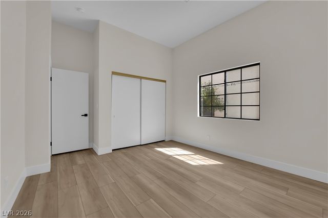 5336 Singing Hills Drive, Las Vegas, NV 89130