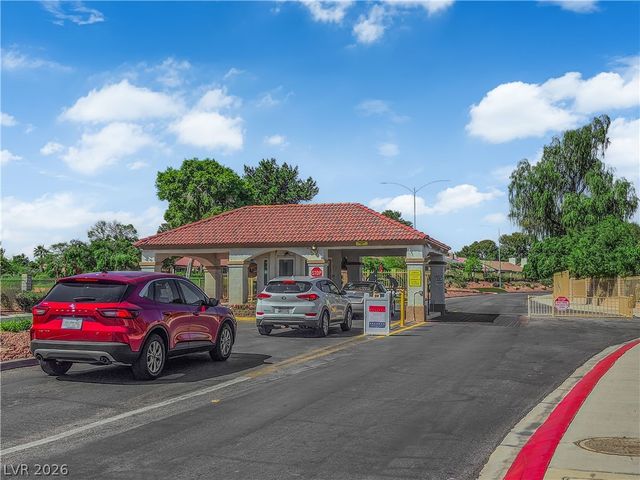 5336 Singing Hills Drive, Las Vegas, NV 89130