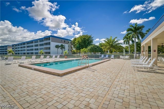 14831 Park Lake DR 102, Fort Myers, FL 33919