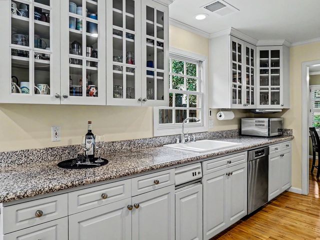 613 Empey Way, San Jose, CA 95128