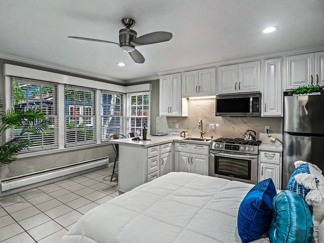 613 Empey Way, San Jose, CA 95128