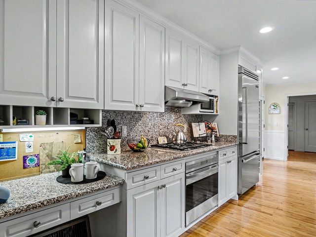 613 Empey Way, San Jose, CA 95128