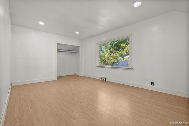 11407 Abington Avenue, Detroit, MI 48227