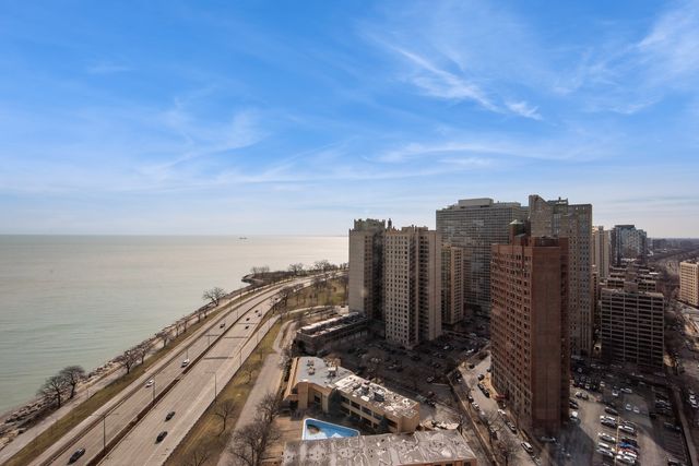 4800 S Chicago Beach Drive 2611S, Chicago, IL 60615