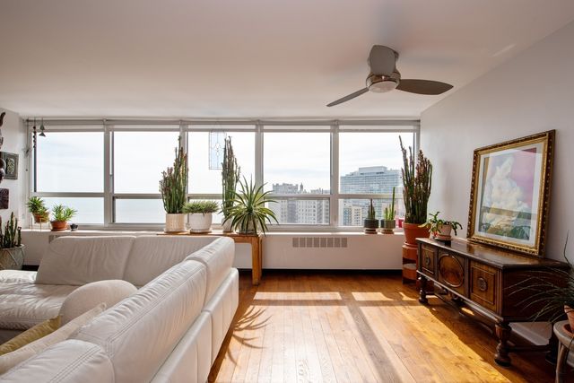 4800 S Chicago Beach Drive 2611S, Chicago, IL 60615