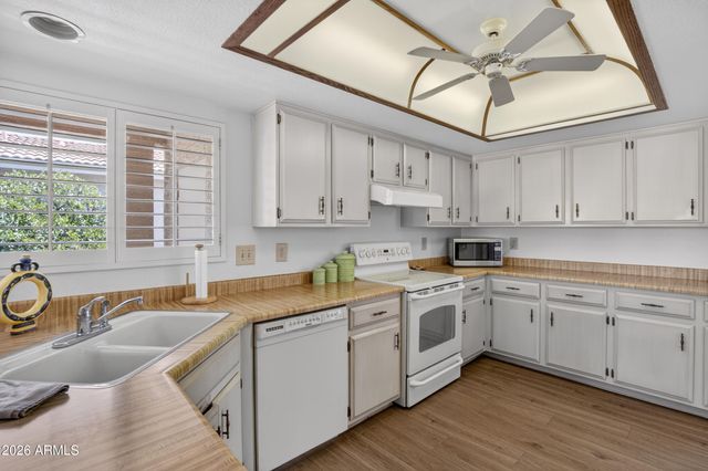 10306 E SPRING CREEK Road, Sun Lakes, AZ 85248