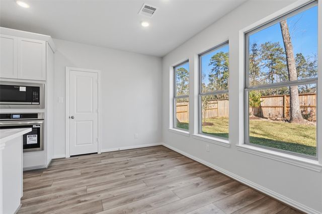 140 Mockingbird Trails Drive, Willis, TX 77318