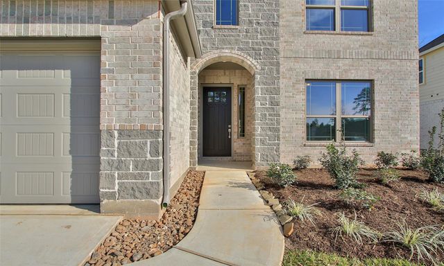 140 Mockingbird Trails Drive, Willis, TX 77318