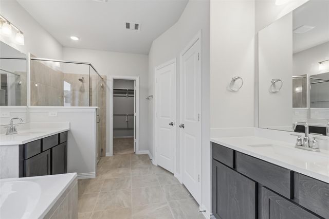 140 Mockingbird Trails Drive, Willis, TX 77318