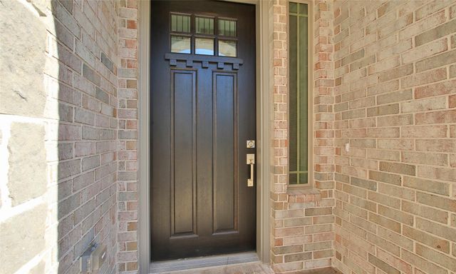 140 Mockingbird Trails Drive, Willis, TX 77318