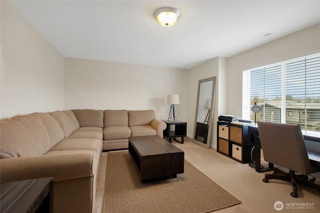 4921 53rd Avenue W, University Place, WA 98467