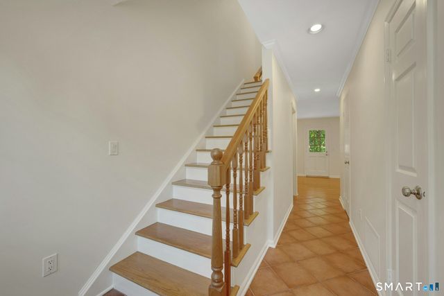 37 Sheephill Road 10, Greenwich, CT 06878