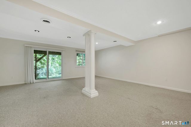 37 Sheephill Road 10, Greenwich, CT 06878