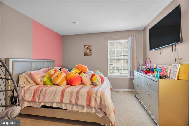 1 MEADOWOOD LN, Sicklerville, NJ 08081