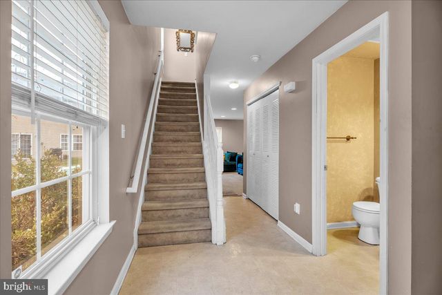 1 MEADOWOOD LN, Sicklerville, NJ 08081