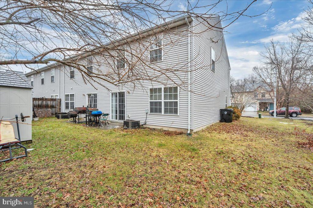 Image 23 of property listing at 1 MEADOWOOD LN, Sicklerville, NJ 08081