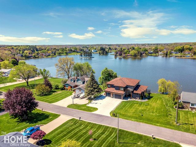 1965 W Manitou Drive, Bennington Twp, MI 48867