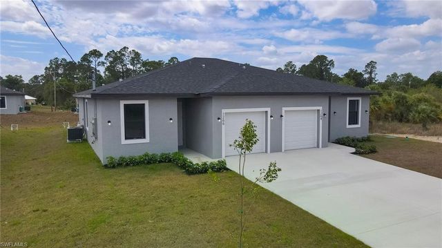 1266 Milwaukee BLVD, Lehigh Acres, FL 33974