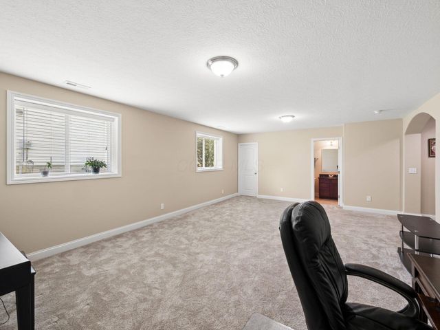 820 Ballater Drive, Delaware, OH 43015