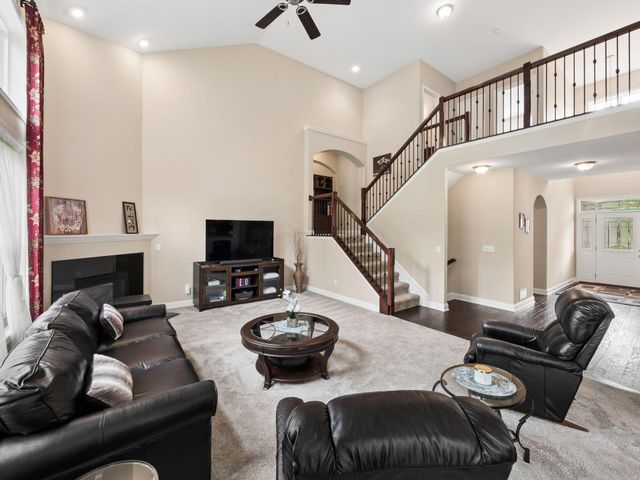 820 Ballater Drive, Delaware, OH 43015