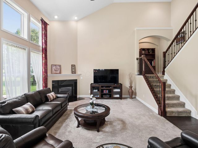 820 Ballater Drive, Delaware, OH 43015