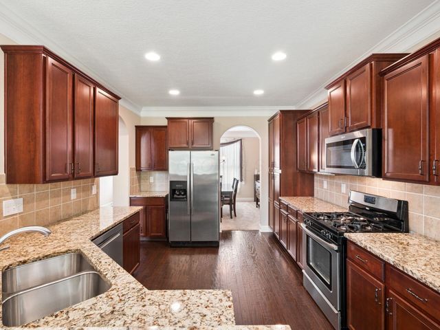 820 Ballater Drive, Delaware, OH 43015