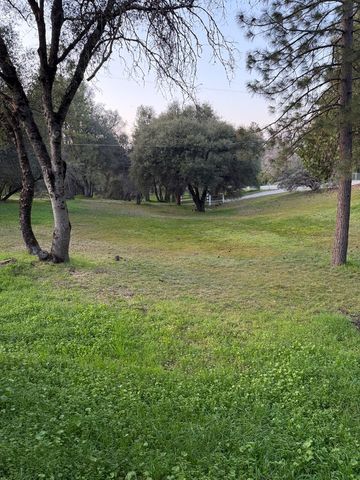 49872 Road 426, Oakhurst, CA 93644