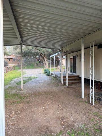 49872 Road 426, Oakhurst, CA 93644