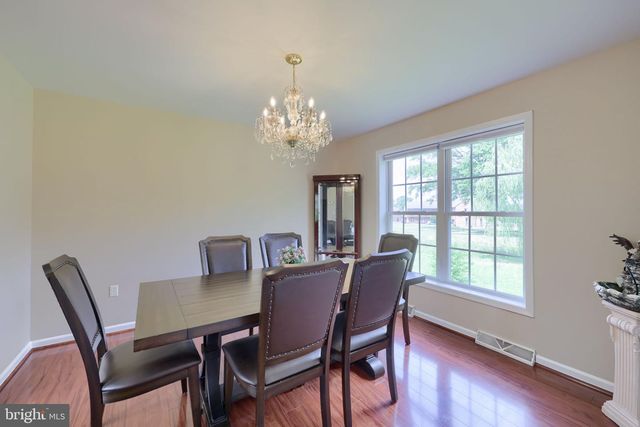 4098 WILLOW LN, Columbia, PA 17512