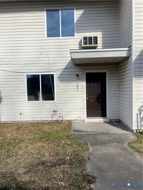 103 Monticello Dr, Hopewell, VA 23860