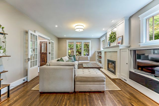 1303 S Forest Avenue, Ann Arbor, MI 48104