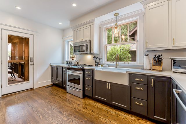 1303 S Forest Avenue, Ann Arbor, MI 48104