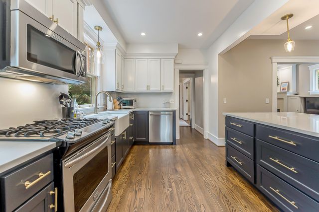 1303 S Forest Avenue, Ann Arbor, MI 48104