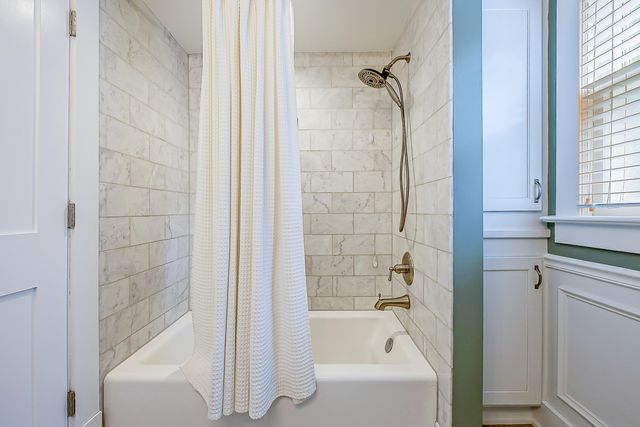 1303 S Forest Avenue, Ann Arbor, MI 48104