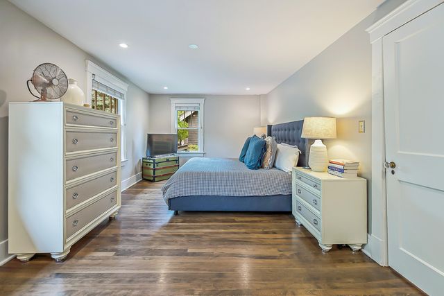 1303 S Forest Avenue, Ann Arbor, MI 48104