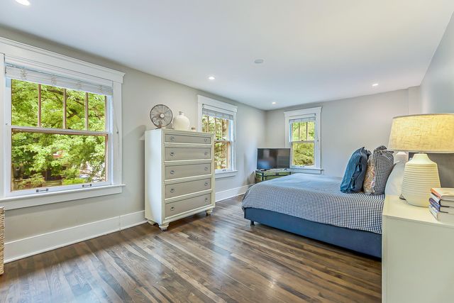 1303 S Forest Avenue, Ann Arbor, MI 48104