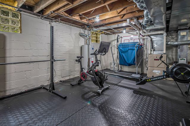 1303 S Forest Avenue, Ann Arbor, MI 48104