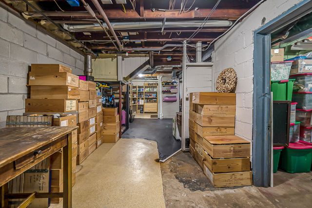 1303 S Forest Avenue, Ann Arbor, MI 48104