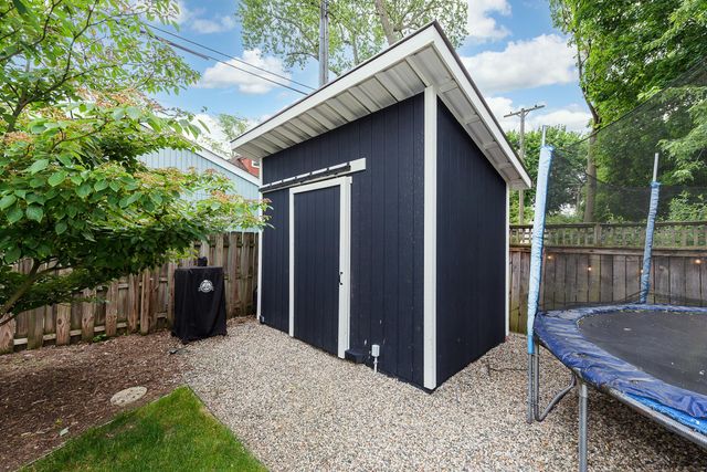 1303 S Forest Avenue, Ann Arbor, MI 48104