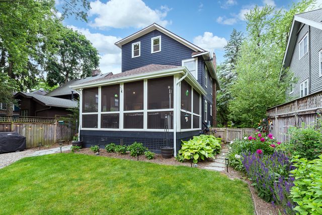 1303 S Forest Avenue, Ann Arbor, MI 48104